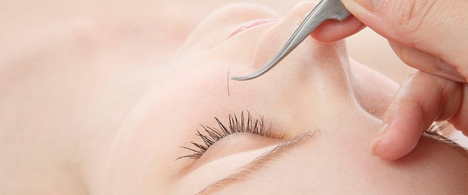 How long should lash extensions last before falling out?